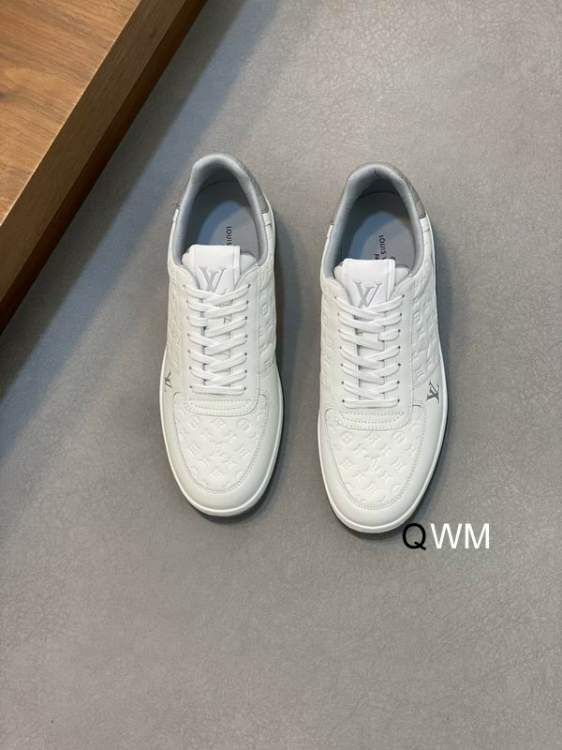 Picture of Louis Vuitton Shoes _SKULVsz38-45TF1112313005
